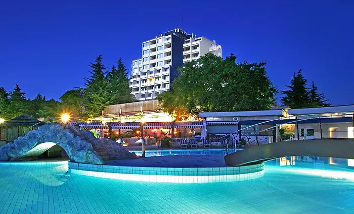 Diamant Hotel&aparthotel 4*